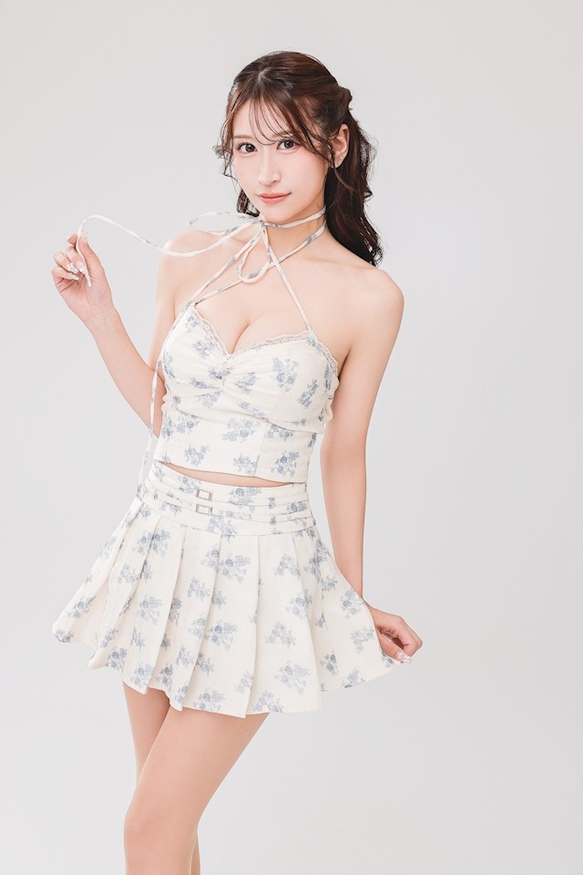 芹沢 莉瀬プロフィール写真4